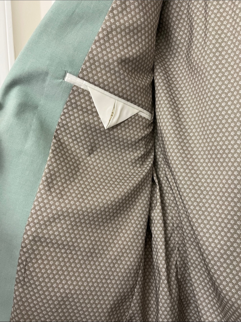 Chaps Men's Mint Green Stretch Two-Button Blazer - Picture 6 of 6